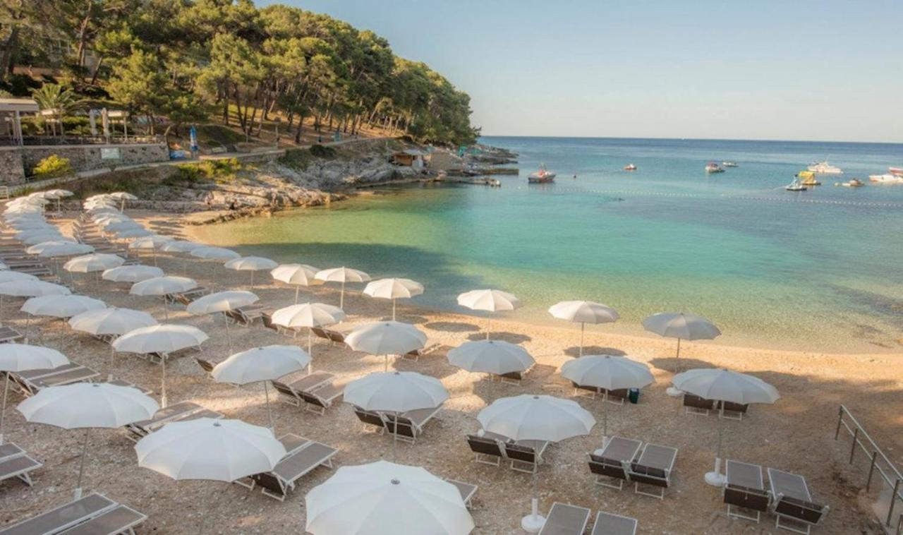 Apartments Vila Tisa Mali Lošinj Exterior foto