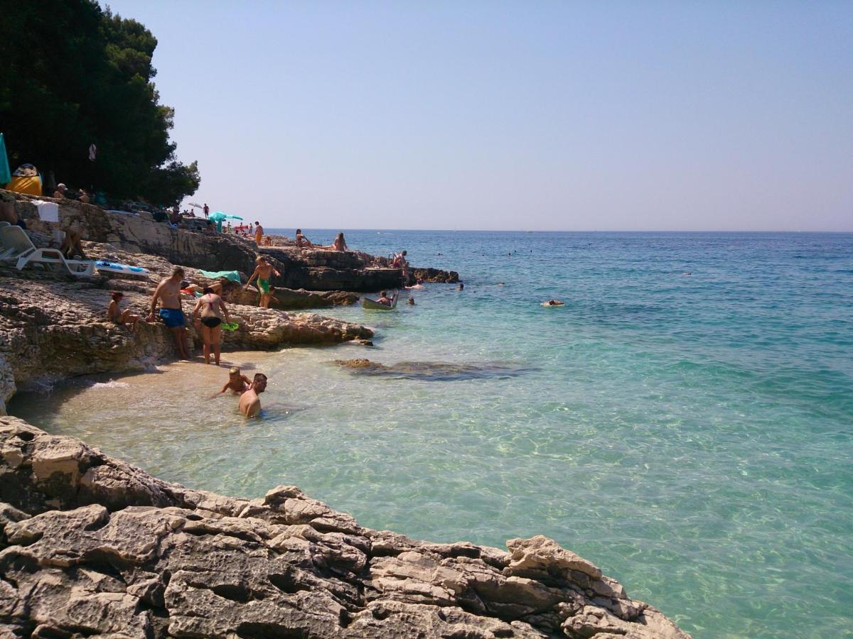 Apartments Vila Tisa Mali Lošinj Exterior foto