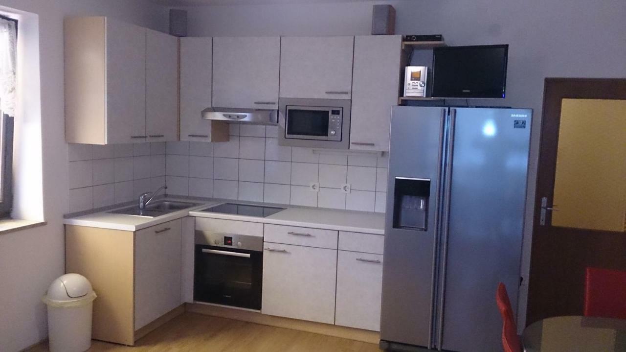 Apartments Vila Tisa Mali Lošinj Exterior foto